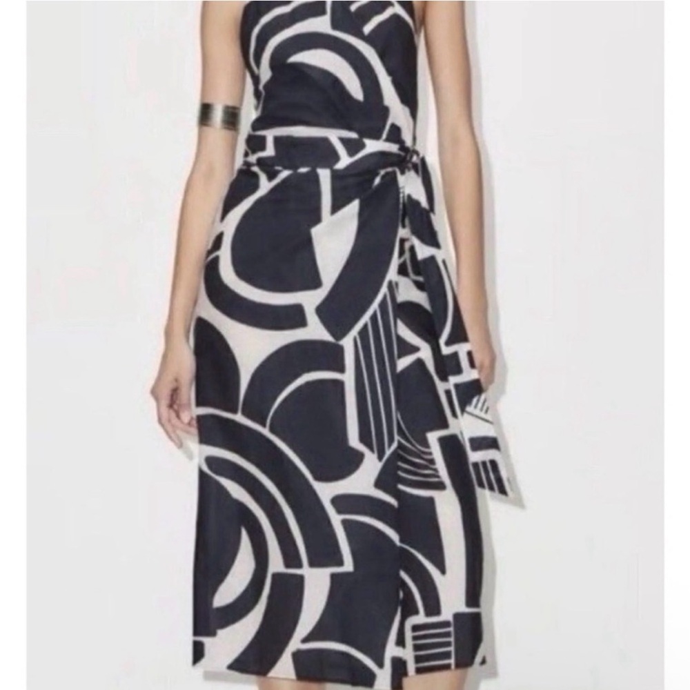 Zara Monochrome Abstract Dress